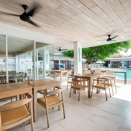 Amp Beach House Toyapakeh Extérieur photo