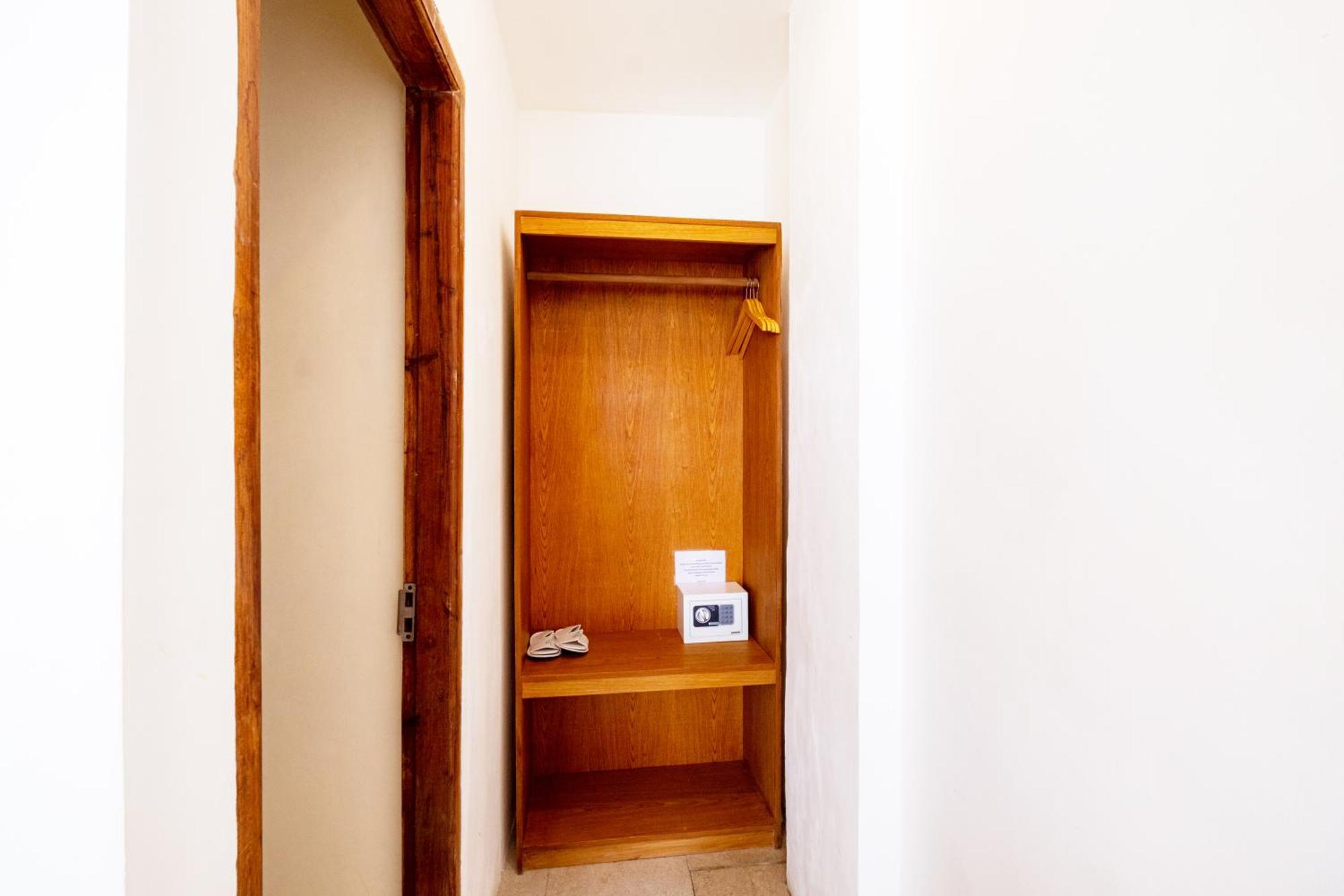 Amp Beach House Toyapakeh Chambre photo